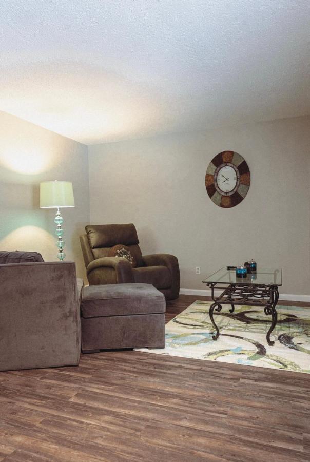 Premium Styled 2 Bedroom Apt In The Heart Of The Heights ヒューストン エクステリア 写真